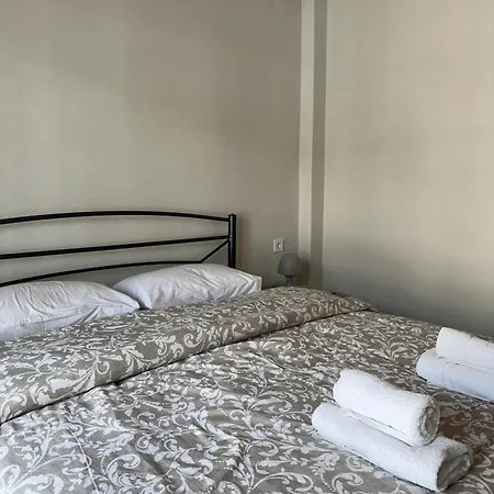Cozy And Central Apartment Thessaloniki